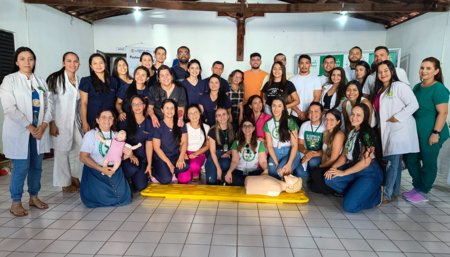 Atividade de extensão de enfermagem dentro do Projeto Semear na comunidade da Paróquia Santa Terezinha