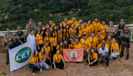 Dos 20 acadêmicos da Faculdade CET selecionados para a atividade, estiveram presentes alunos dos cursos de Odontologia, Medicina e Farmácia;